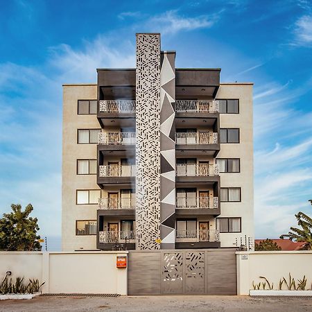 The Avery Apartments At Odomaa Place B, East Airport Akkra Exterior foto